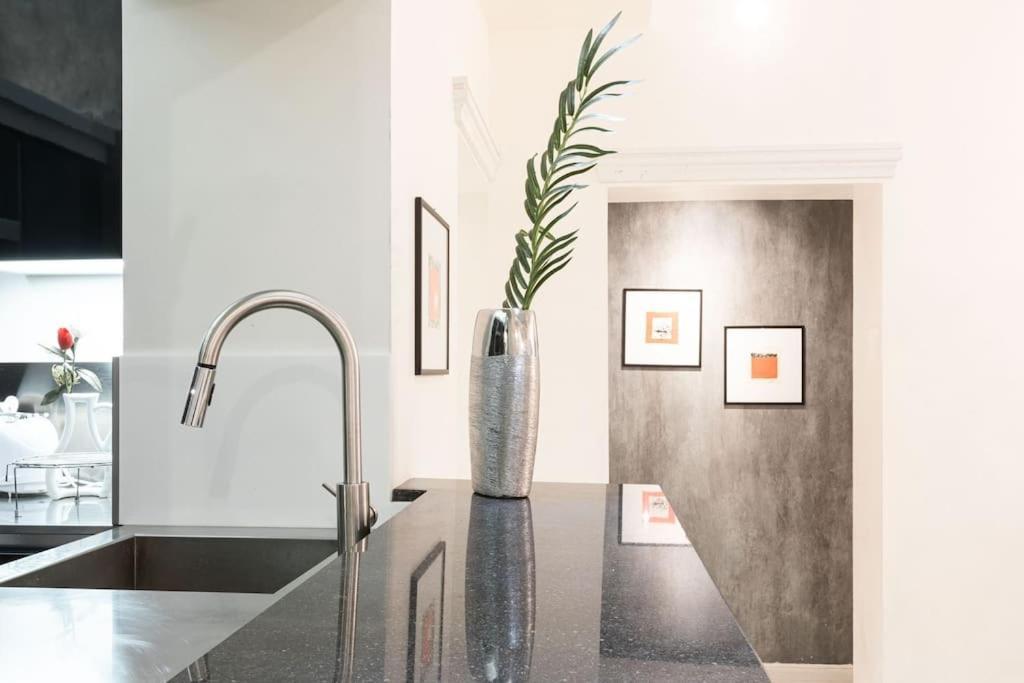 Manara57 Dream Apartment Trastevere - Topcollection Roma Ngoại thất bức ảnh